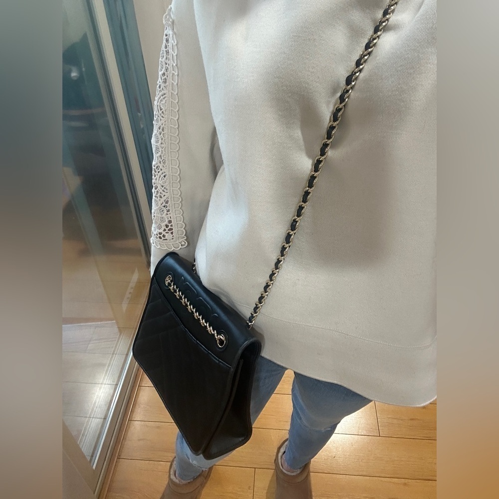 Tory Burch small classic one flap gold chain crossbody/ shoulder bag - Picture 8 of 16